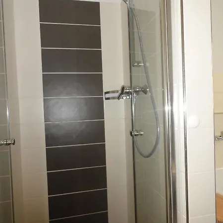 Apartment Frank - Bis Zu 3 Schlafzimmer