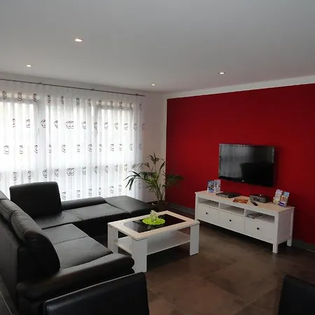 Frank - Bis Zu 3 Schlafzimmer Rust