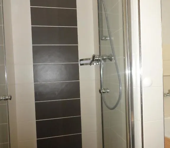 Apartman Frank - Bis Zu 3 Schlafzimmer