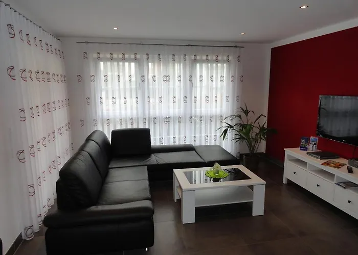 Apartman Frank - Bis Zu 3 Schlafzimmer *